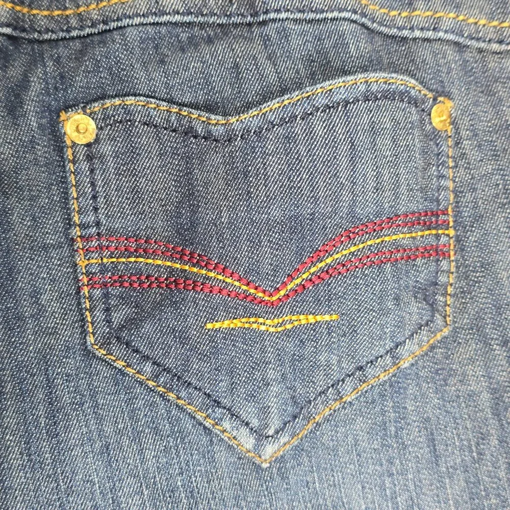 Apple Bottoms‎ Jeans Womens Size 9/10 Blue Denim Crop Rhinestone Y2K Retro